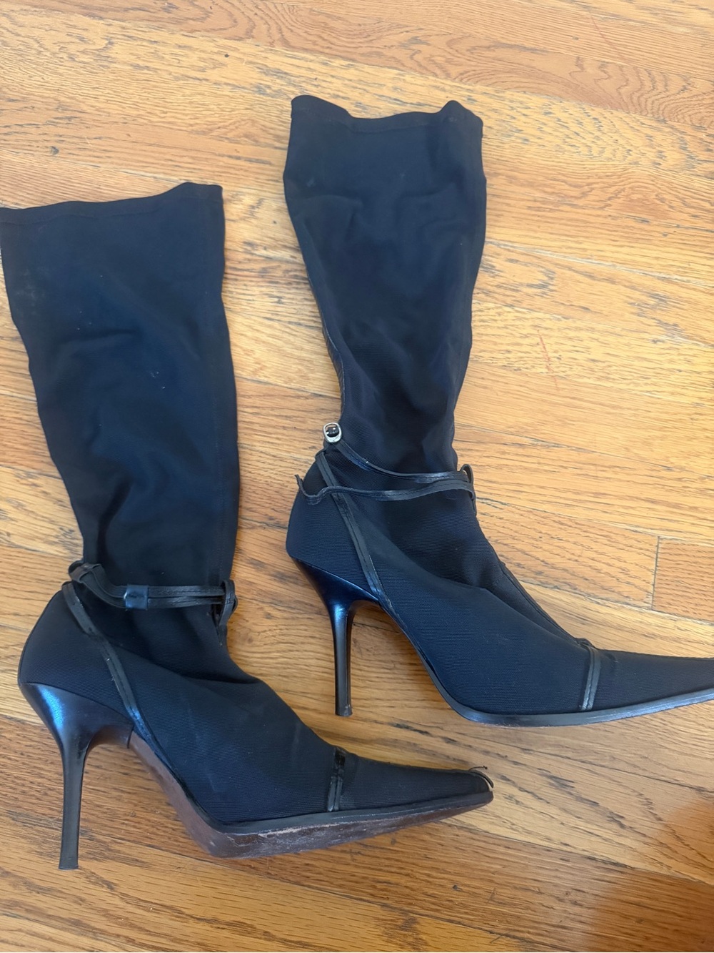 Black Knee-High Pointed Toe Stiletto Boots